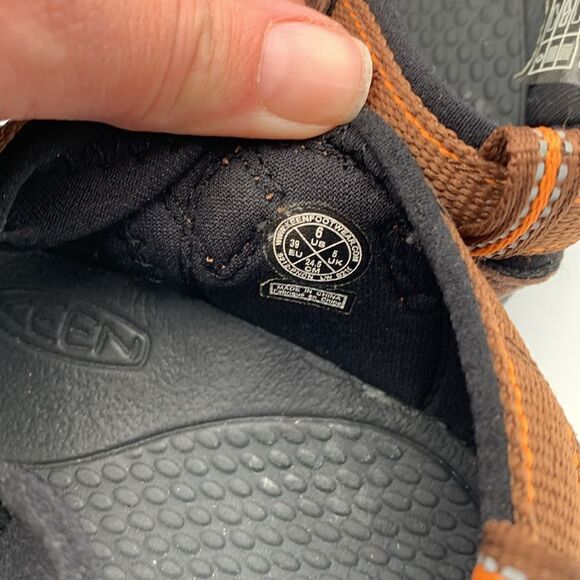 Keen Newport brown strap water hiking shoes mens size 6/38